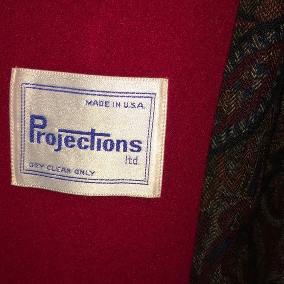 Coat (Red) Projects LTD - Picture 7 of 7